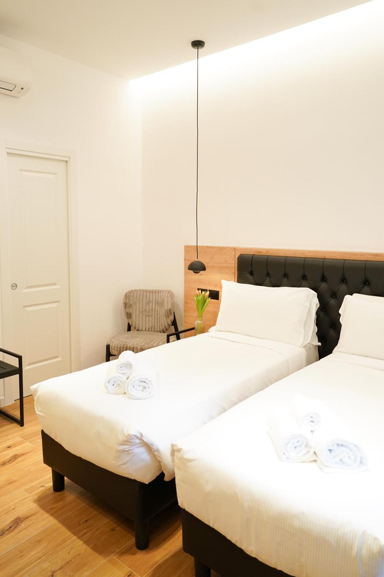 No Man'S Land Guesthouse Рим Екстериор снимка