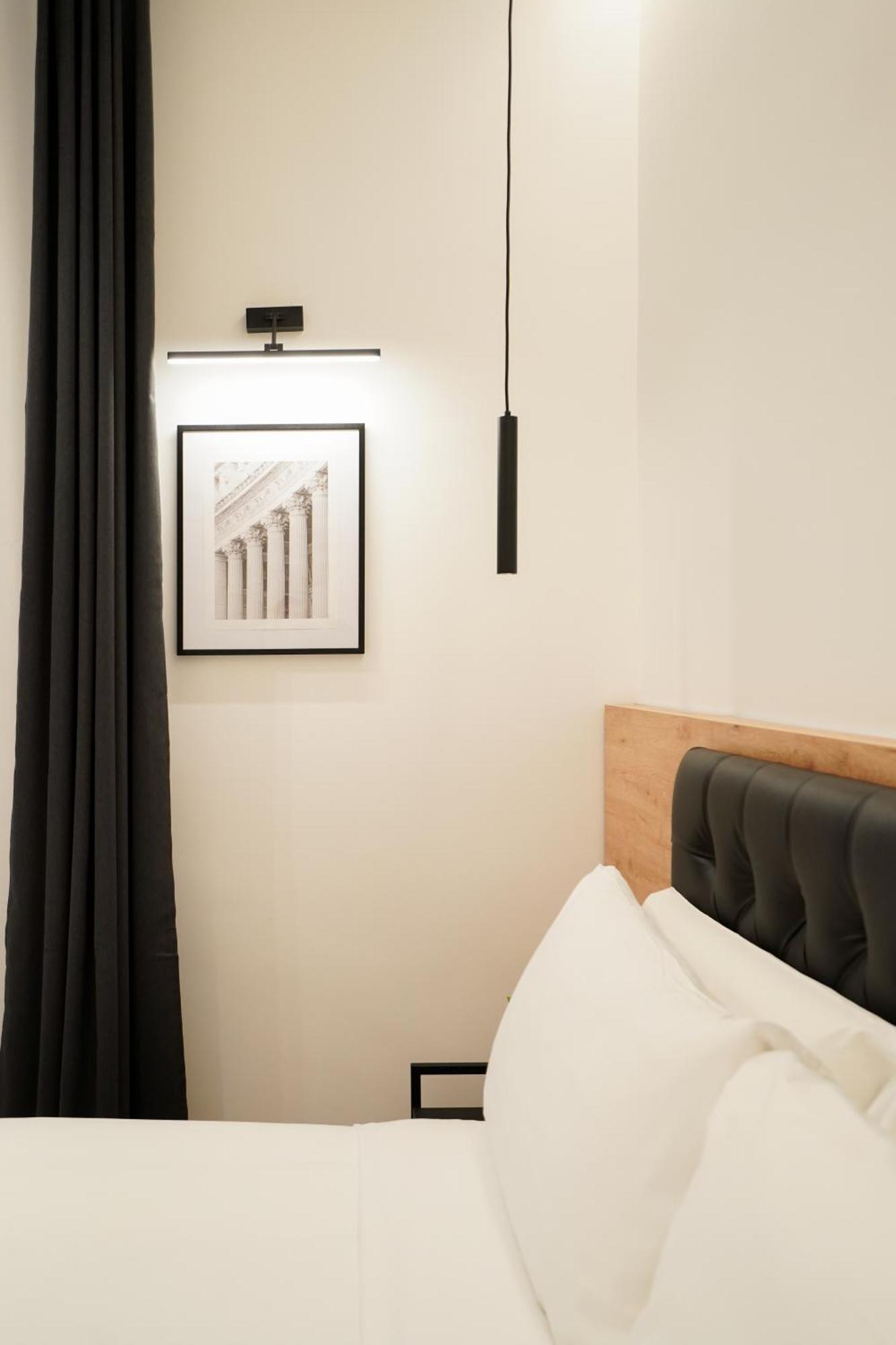 No Man'S Land Guesthouse Рим Екстериор снимка
